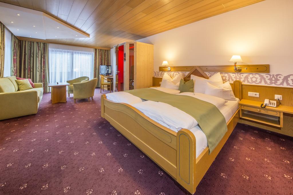 Landhotel Alpenhof Фільцмос Номер фото